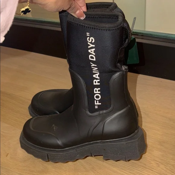 OFF WHITE FOR RAINY DAYS" Black Rain Boots - Picture 1 of 3